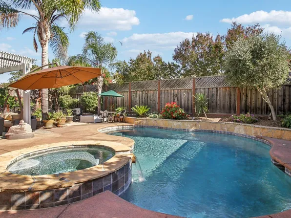 516 Mallory Avenue, Windsor, CA 95492