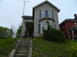 148 S Race St, Springfield, OH 45506