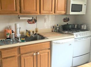 2601 24th Ave APT 2A, Astoria, NY 11102