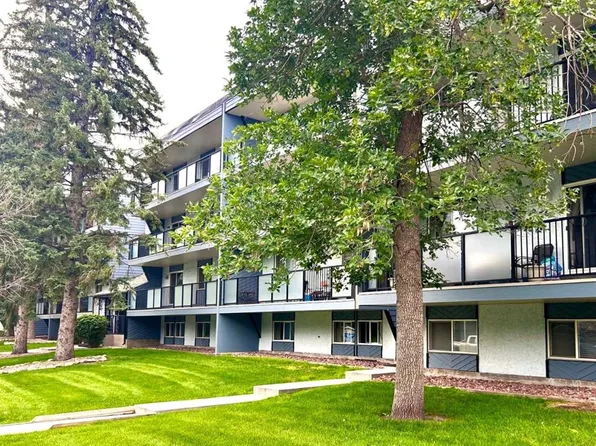 617 N 56th Ave SW #307, Calgary, AB T2V 0G9