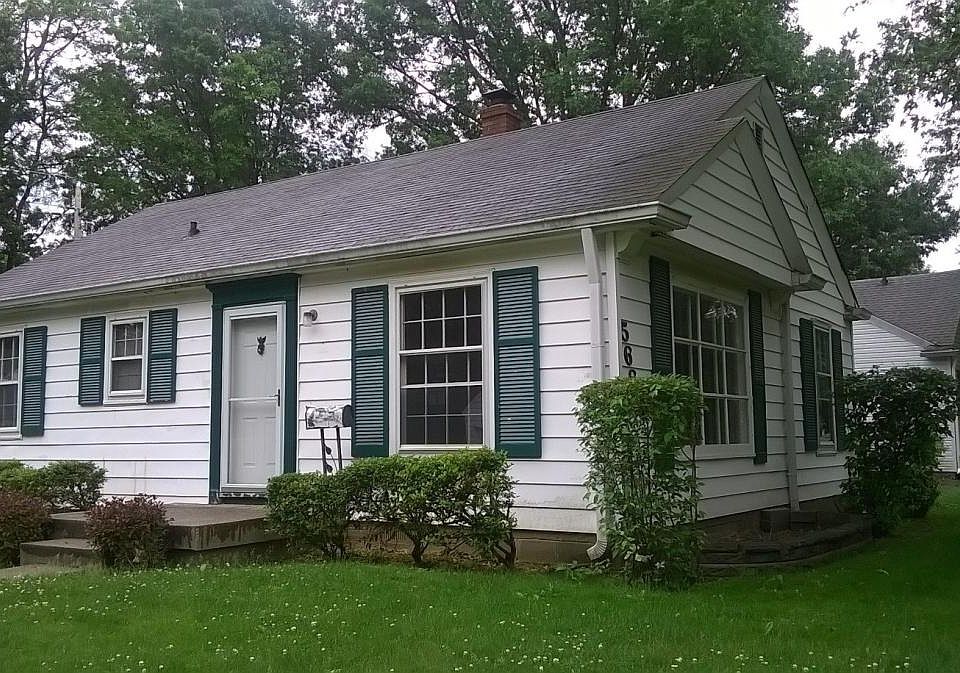 1st image of 5661 Rosslyn Ave