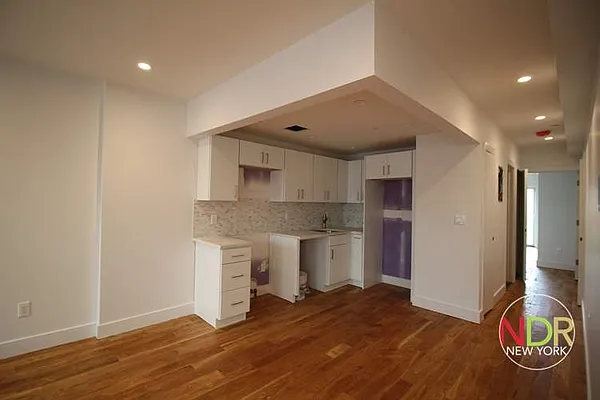 Rented by Next Door Realty NYC | media 28