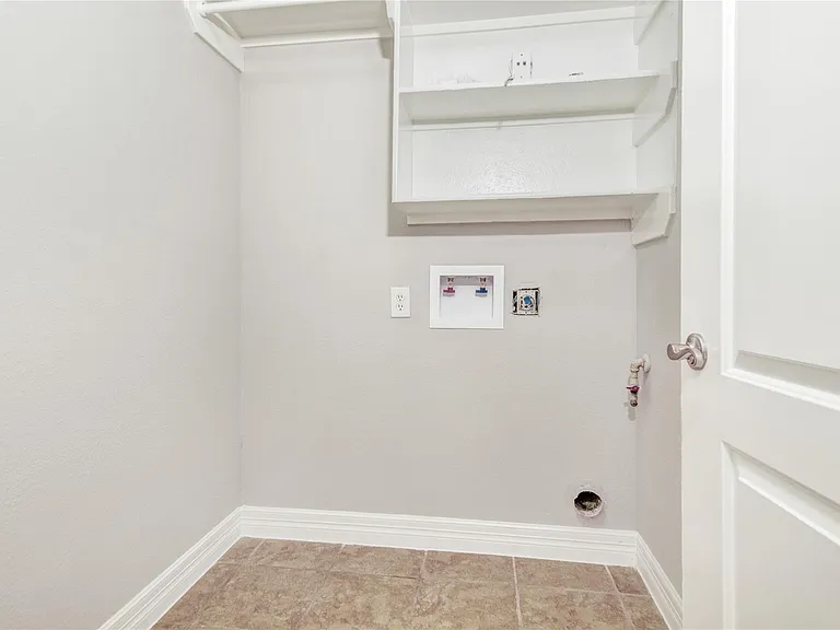 2611 Desert Sage Dr — Photo 17