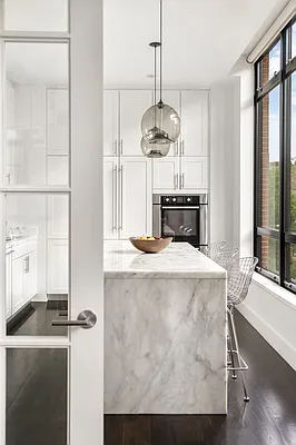 Sold by Compass | media 10