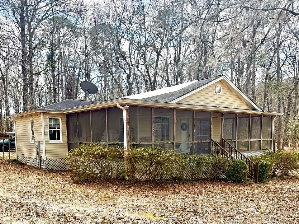 1st image of 648 Stumphole Rd