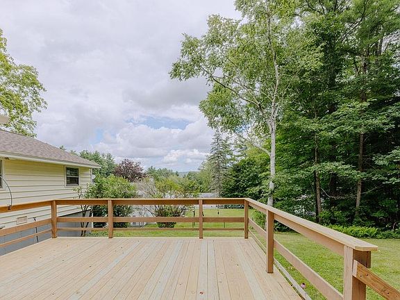 3rd image of 54 Eastview Road