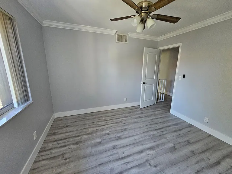 2148 Sherwood Forest Blvd #4 — Photo 20