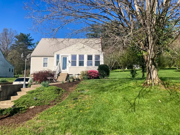 164 Burnett Ext, Gallipolis, OH 45631