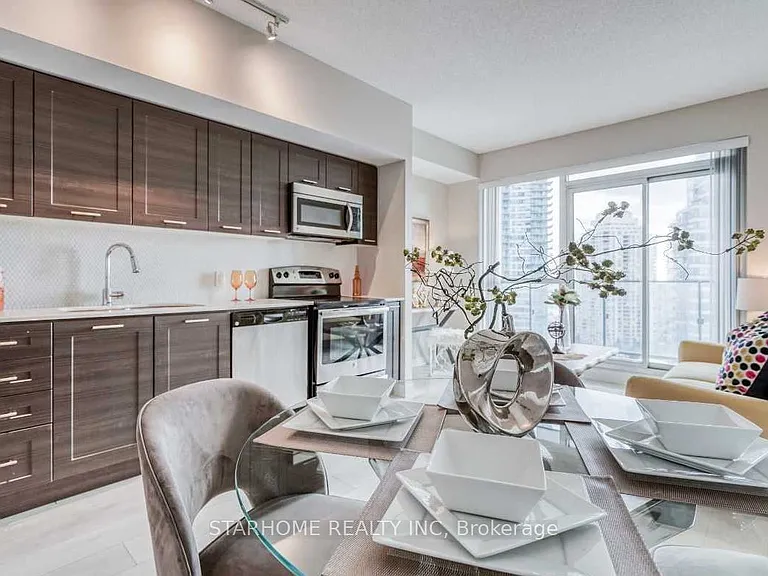 2220 Lake Shore Blvd W #1810 — Photo 11