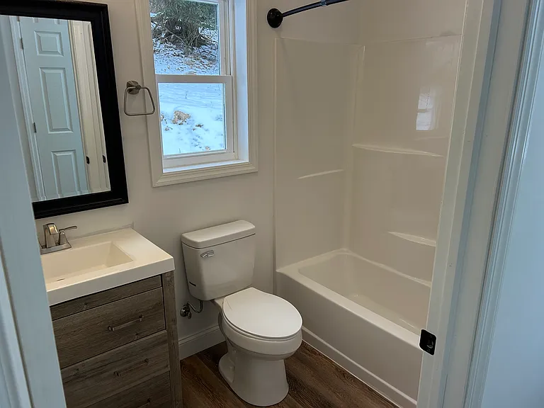 206 Zenith Rd — Photo 8