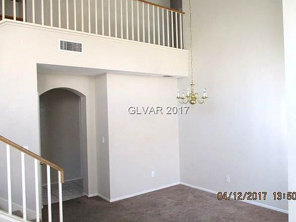 3rd image of 624 Sunset Cliff Cir #0