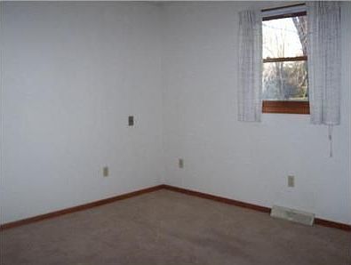 4th image of 672 Carpico Dr NE