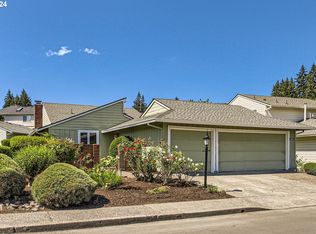 9705 SW Lakeside Dr, Tigard, OR