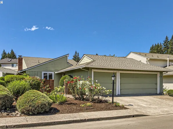9705 SW Lakeside Dr, Tigard, OR 97224