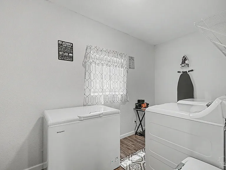 5706 Ventura Ln — Photo 23