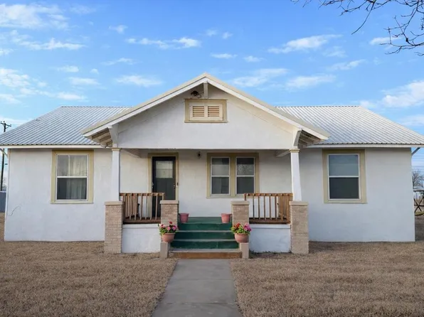 611 SE Avenue B, Seminole, TX 79360