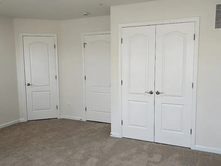 7821 Taggart Ct — Photo 23