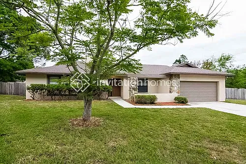 916 Tarawood Ln Photo 1