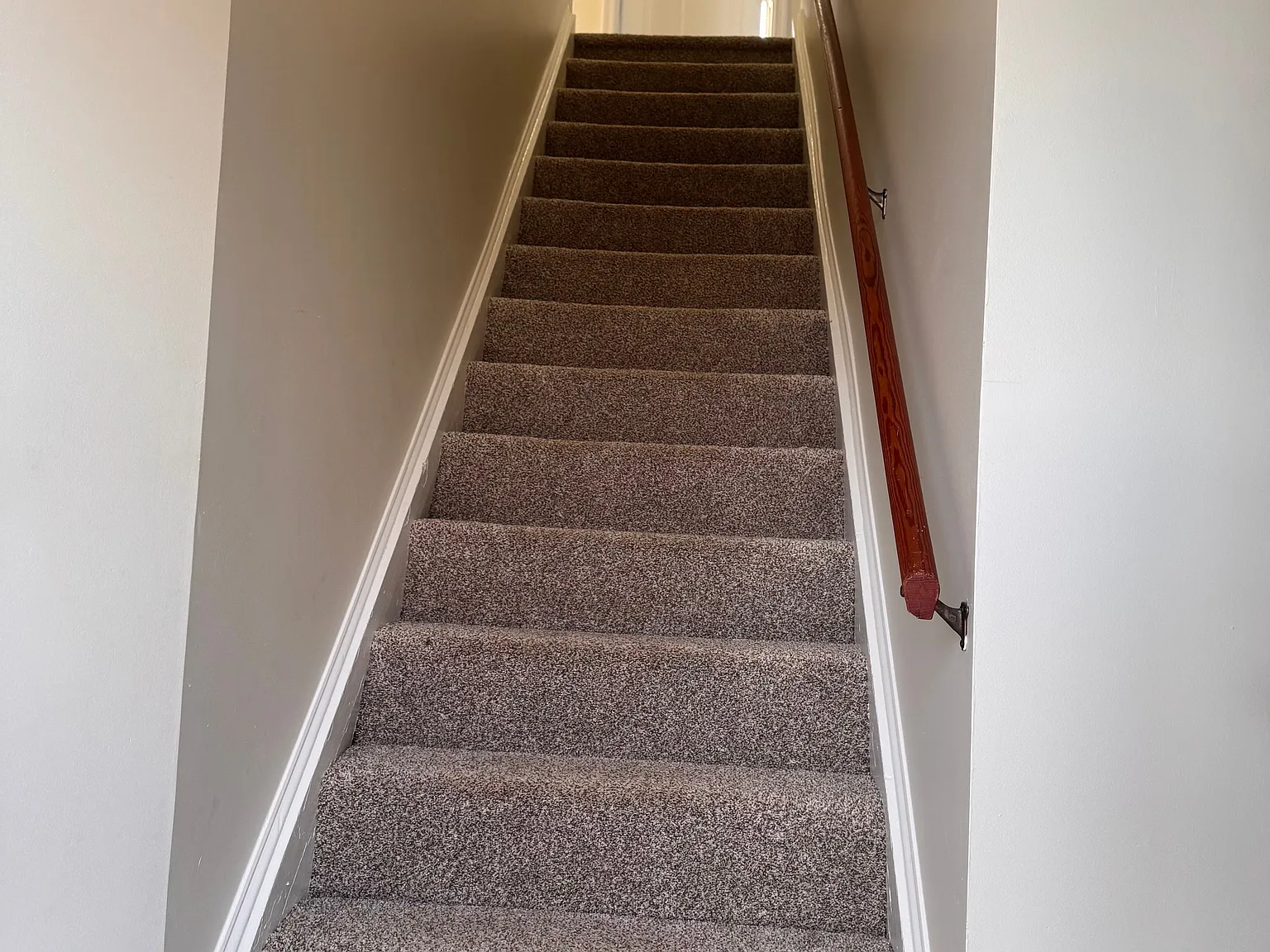 2 bed, 840 sqft, $1,750 — Photo 2