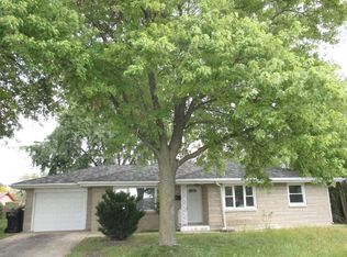 904 N Larkin Ave, Joliet, IL 60435