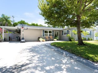 57 Willow Rd, Tequesta, FL 33469