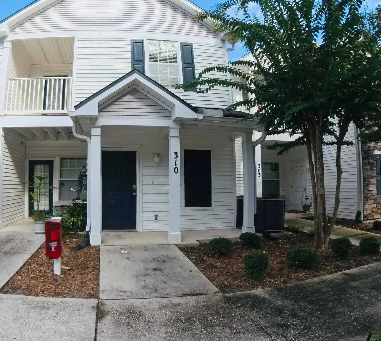 2200 Marsh Hawk Ln — Photo 1
