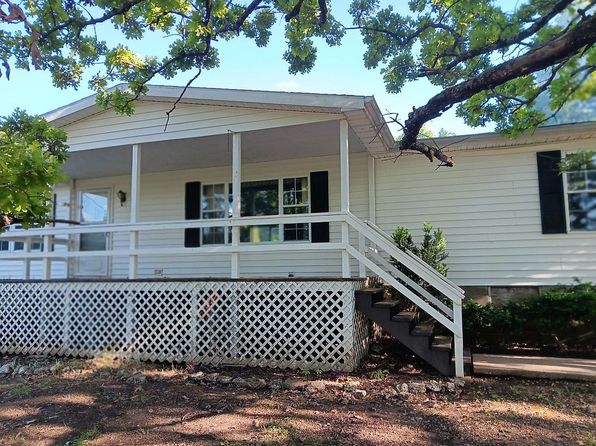 366 Persimmon Hill Ln