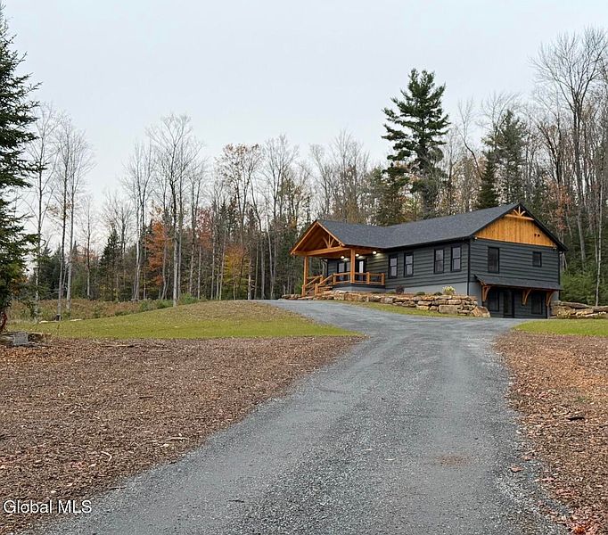 3rd image of 3325 State Route 8