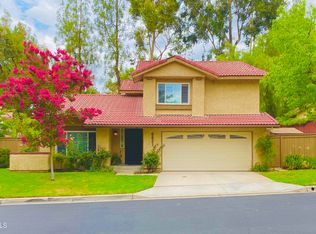 6821 E Falconview Ln, Oak Park, CA 91377