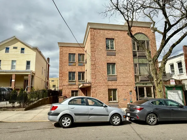 6248 60th Place #3A, Ridgewood, NY 11385