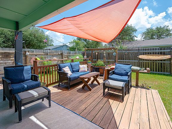2nd image of 106 Captains Bay Dr