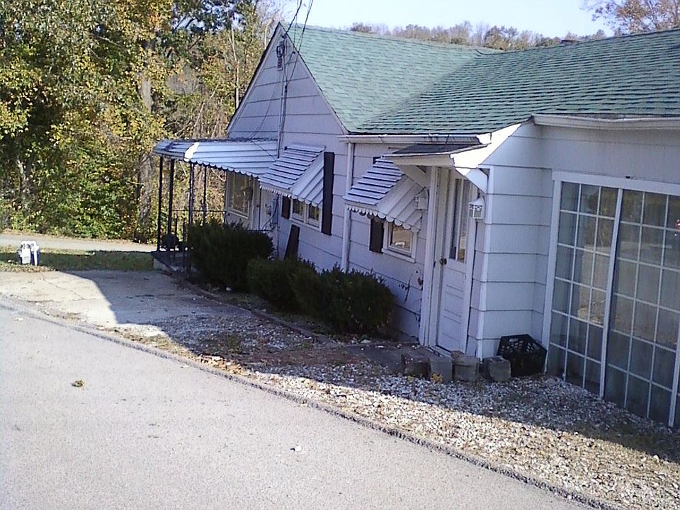 1st image of 102 Addison Dr