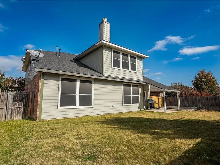 1412 Kittyhawk Dr — Photo 6