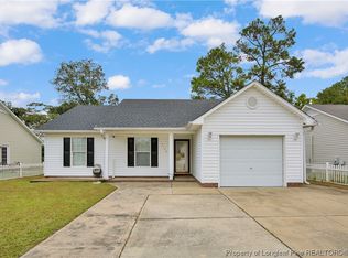 3148 Winesap Rd, Hope Mills, NC 28348