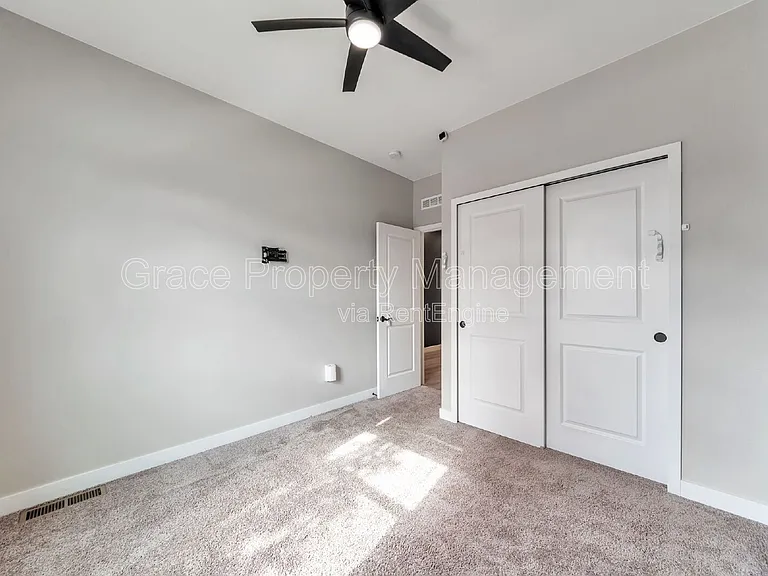 4751 Ambrose Pl — Photo 3