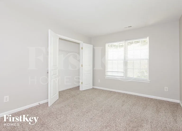 61 Ashton Bluff Cir — Photo 10