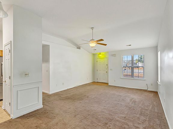 5th image of 148 Rosario Dr