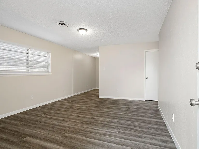 118 Johnson St #B — Photo 3