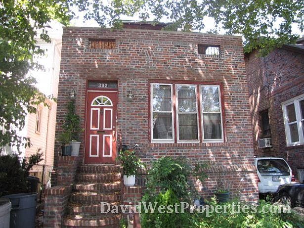 1st image of 392 E 7th St
