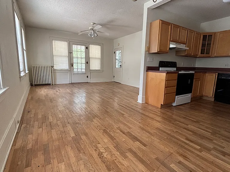 816 Washington St #1 — Photo 5