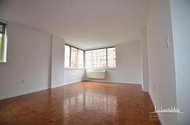 Rented by Manhattan Realty Group