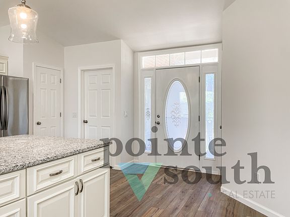 3rd image of 3205 Windjammer Ct