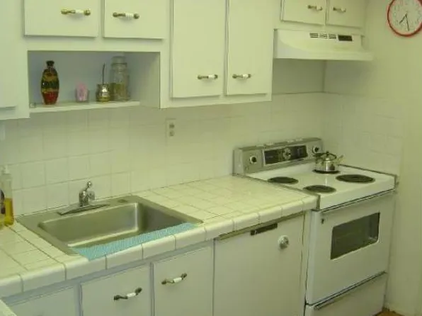 18061 Biscayne Blvd #8022, Aventura, FL 33160