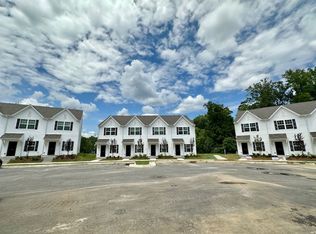 1901 Autumn Mist Dr, Winston Salem, NC 27103