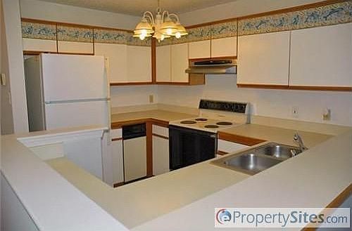 4th image of 4205 Laurel Green Cir