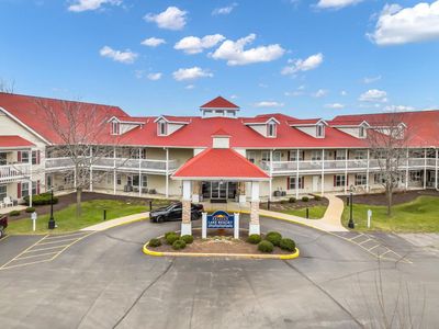 1505 South Shore DRIVE #204, Delavan, WI, 53115