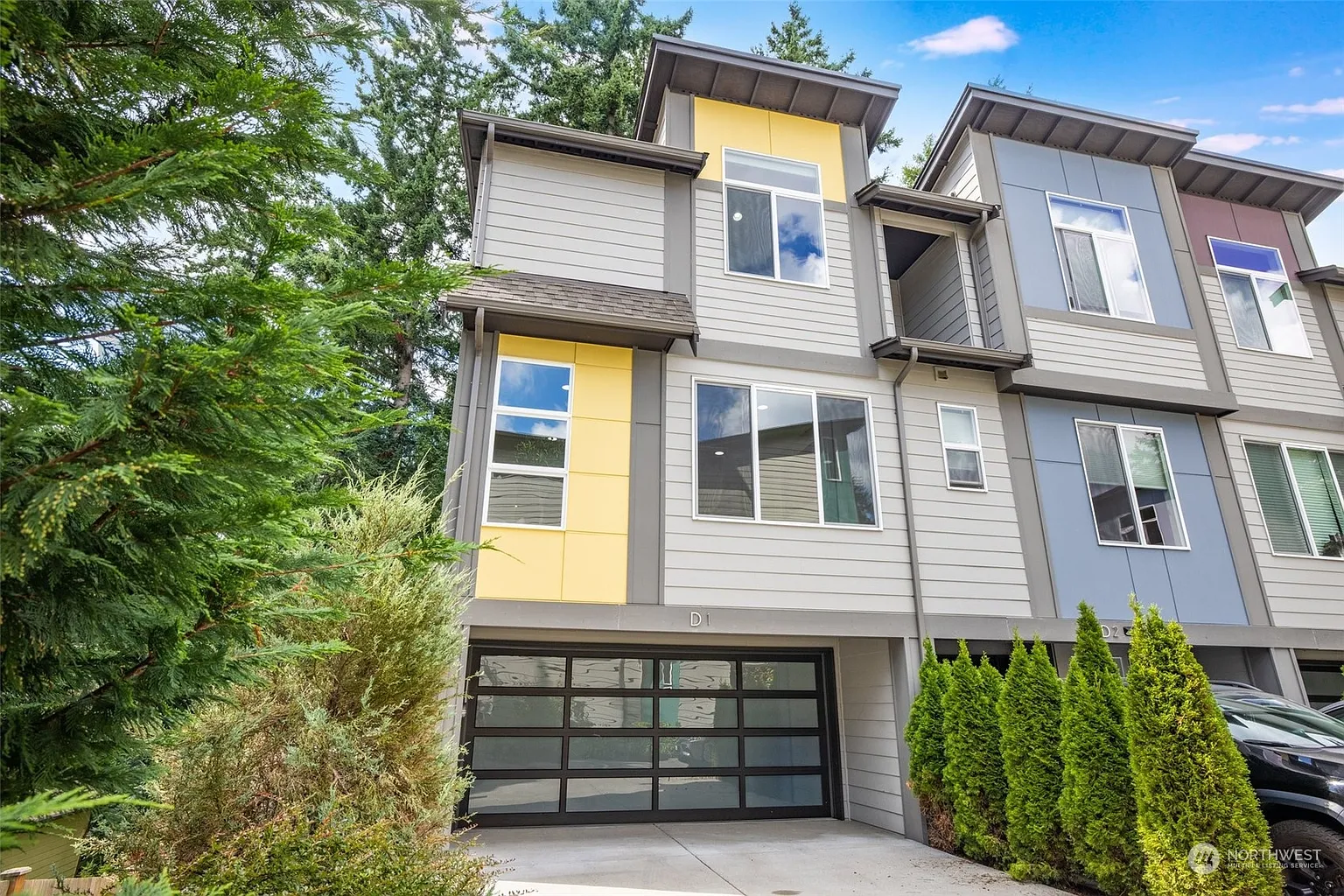 13724 Ash Way #D1 photo 1