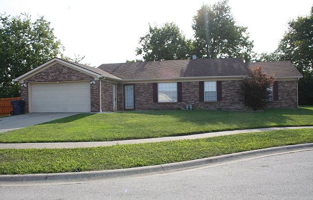 1st image of 217 Bruce Ct