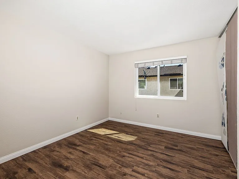 10187 Peaceful Ct — Photo 14