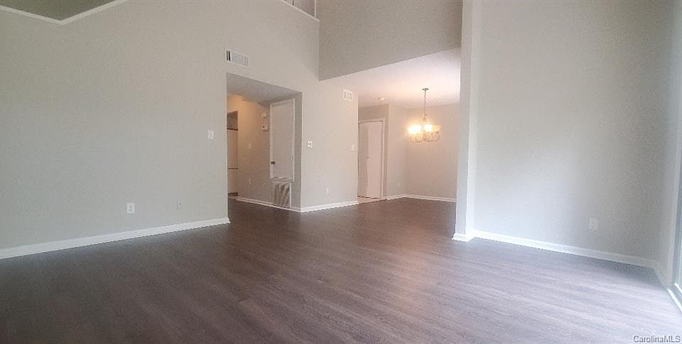 1st image of 6620 Point Comfort Ln